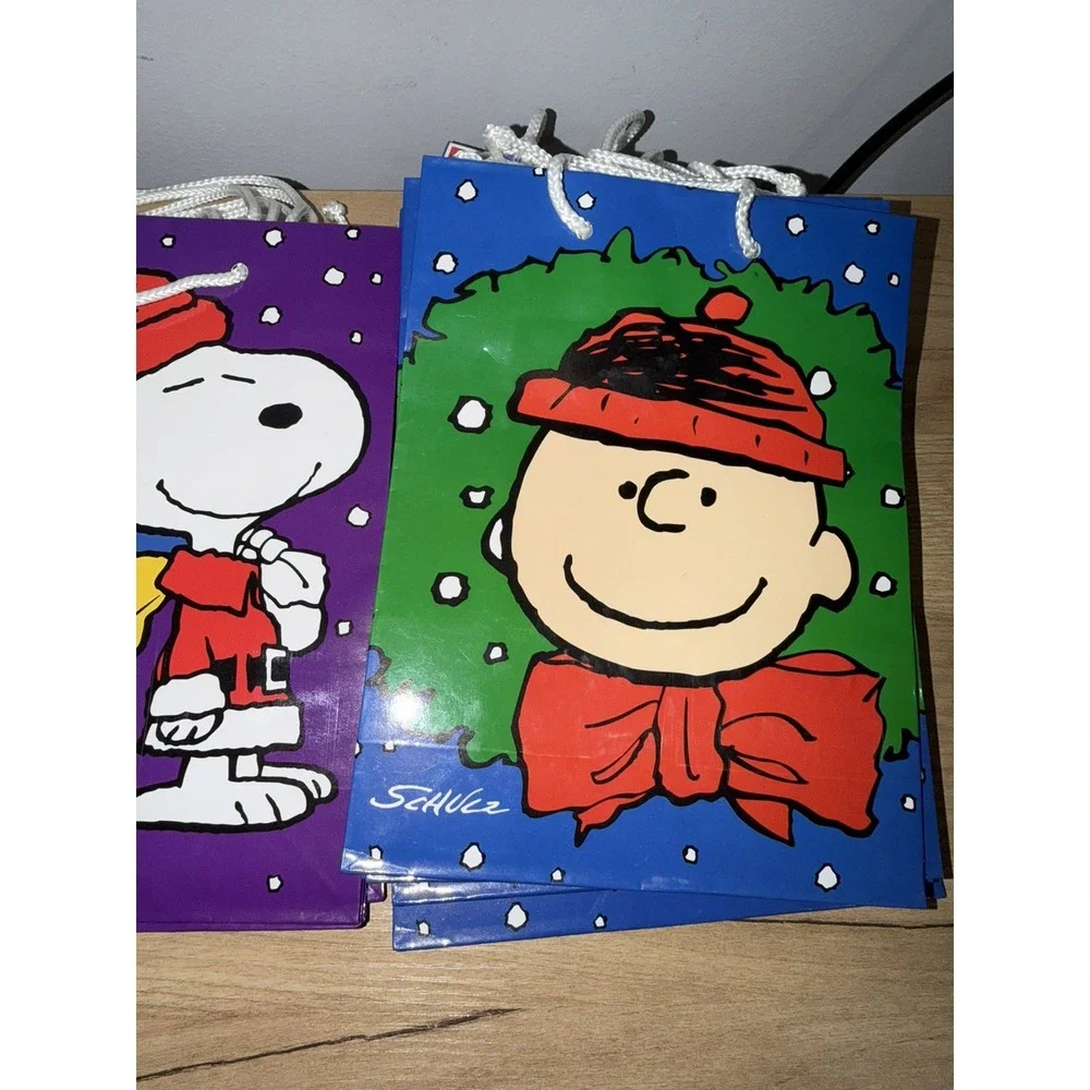 13 Peanuts Snoopy Christmas Paper Gift Bags (Medium) New VINTAGE 1998 C